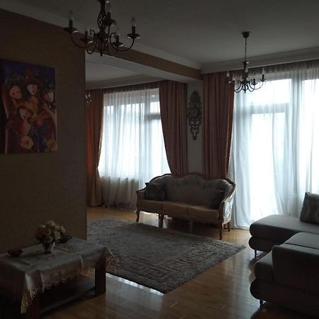 Avlabari Old Town Residence Тбилиси Екстериор снимка